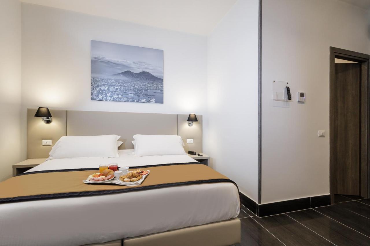 Best Western Hotel Dei Mille Neapol Zewnętrze zdjęcie