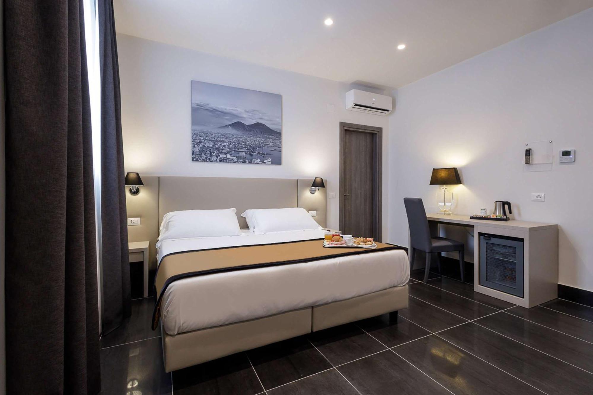 Best Western Hotel Dei Mille Neapol Zewnętrze zdjęcie